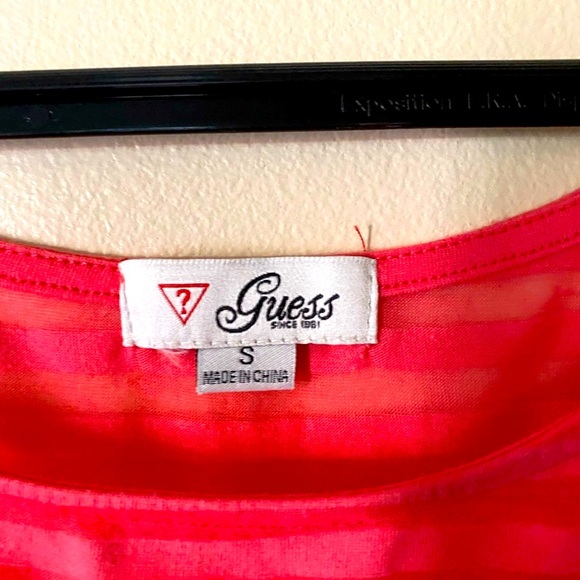 GUESS Mini Dress – Size Small 💖 Chic & Stylish! 💖 - Picture 5 of 5